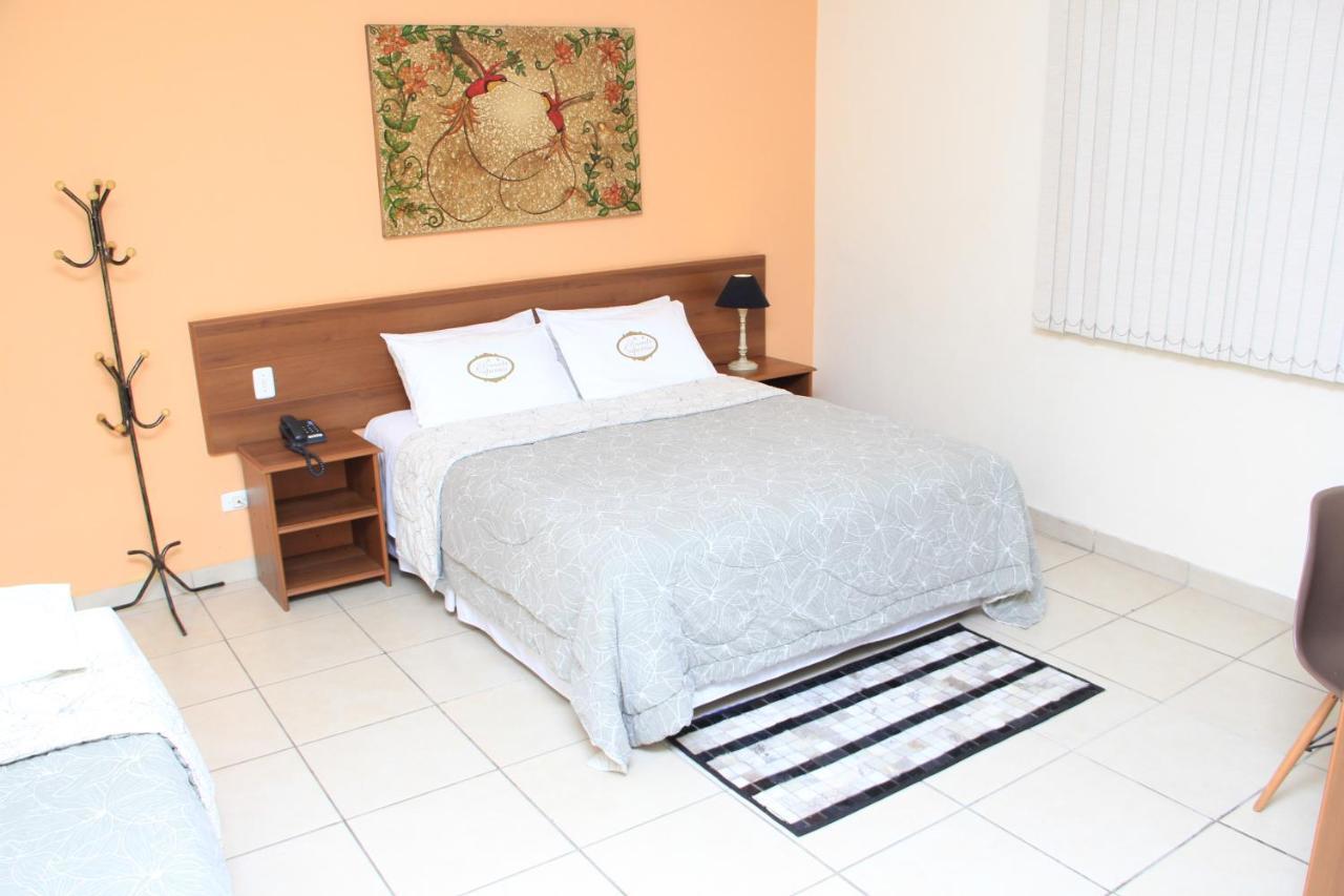 סאו פאולו Hotel Valparaiso - Metro Paraiso E 800M Da Av Paulista מראה חיצוני תמונה