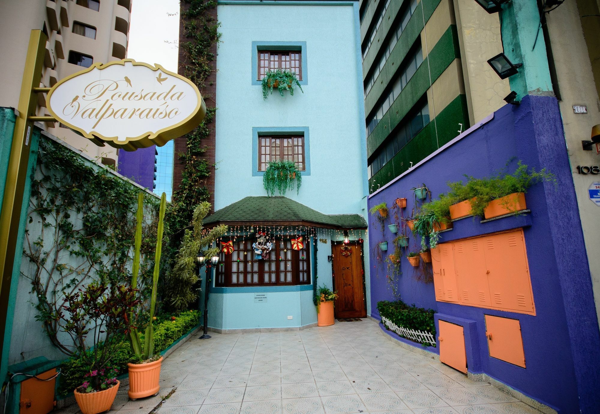 סאו פאולו Hotel Valparaiso - Metro Paraiso E 800M Da Av Paulista מראה חיצוני תמונה